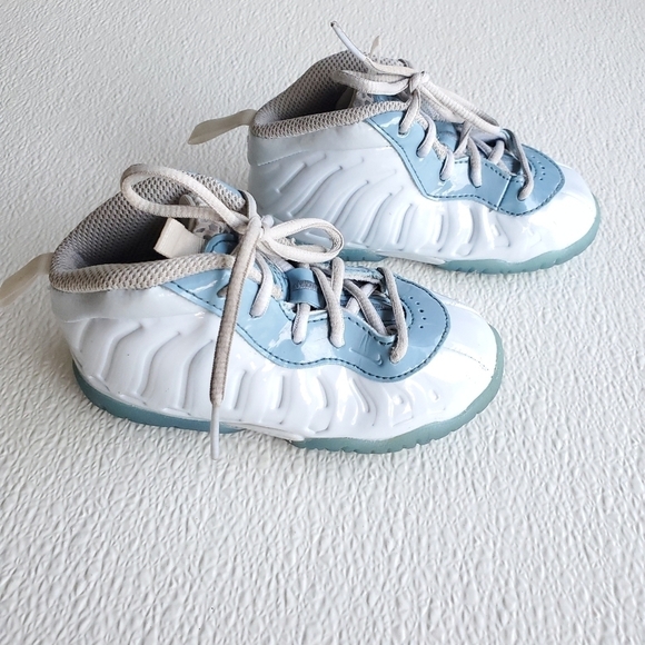 Nike Little Posite One Basketball Shoe White|Blue Toddler Size 7C DM1094-400 - Picture 5 of 9